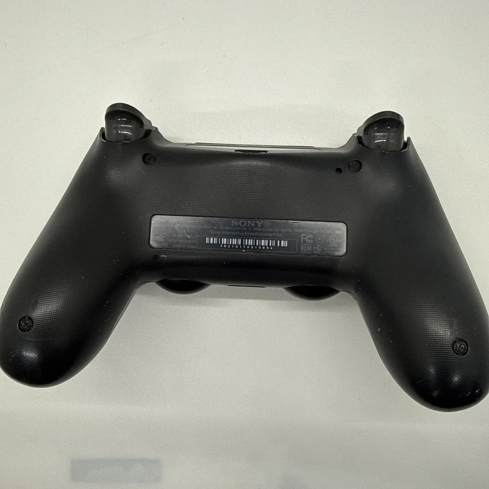 Sony PlayStation 4 PS4 DualShock 4 Wireless Controller Black CUH-ZCT2U